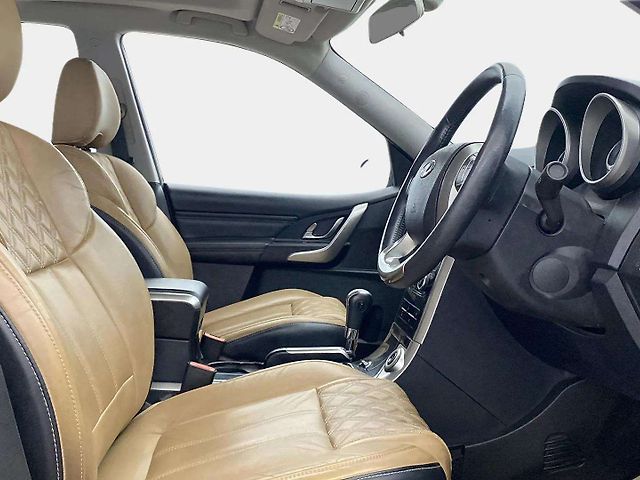 Used Mahindra XUV500 W11 (O) AT in Ghaziabad