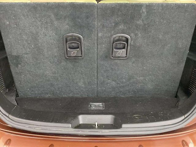 Used Mahindra XUV500 W11 (O) AT in Ghaziabad
