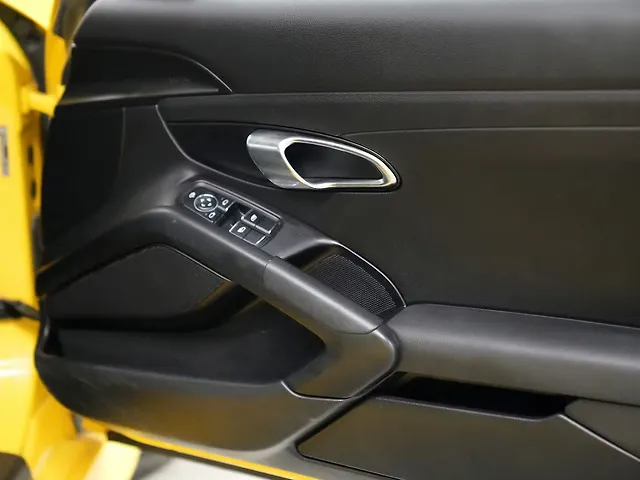 Used Porsche 718 Cayman [2017-2020] in Delhi