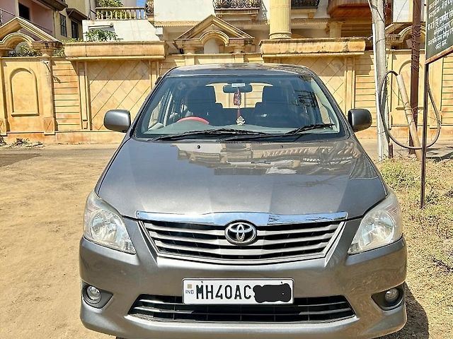 Used 2013 Toyota Innova in Nagpur
