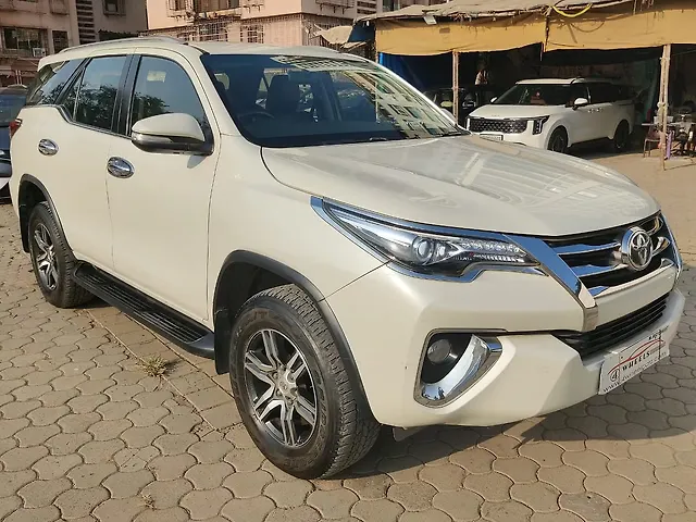 Used Toyota Fortuner [2016-2021] 2.8 4x2 AT [2016-2020] in Mumbai