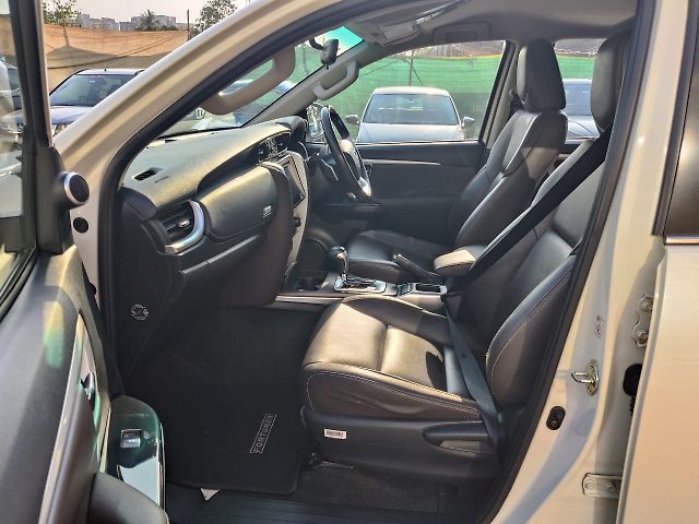 Used Toyota Fortuner [2016-2021] 2.8 4x2 AT [2016-2020] in Mumbai