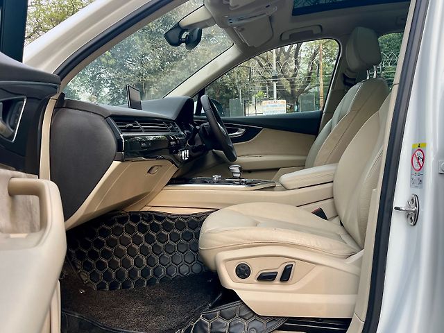 Used Audi Q7 [2015-2020] 45 TDI Technology Pack in Delhi