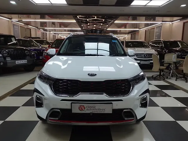 Used 2020 Kia Sonet in Bangalore