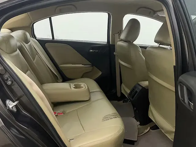 Used Honda City 4th Generation V Petrol in Hyderabad