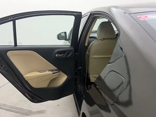 Used Honda City 4th Generation V Petrol in Hyderabad