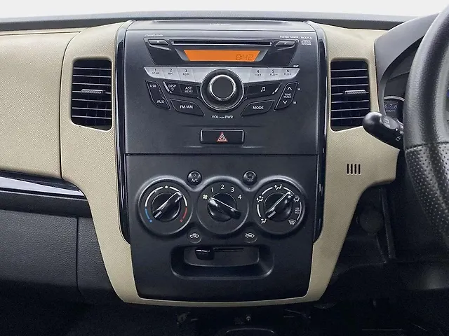 Used Maruti Suzuki Wagon R 1.0 [2014-2019] VXI AMT in Hyderabad