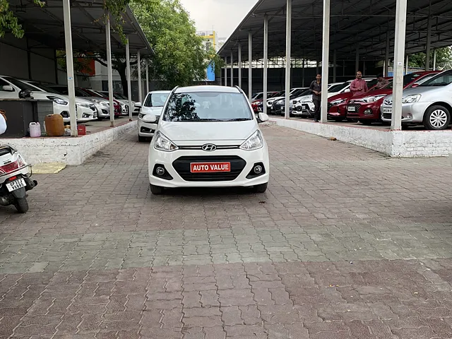 Used 2015 Hyundai Grand i10 in Lucknow