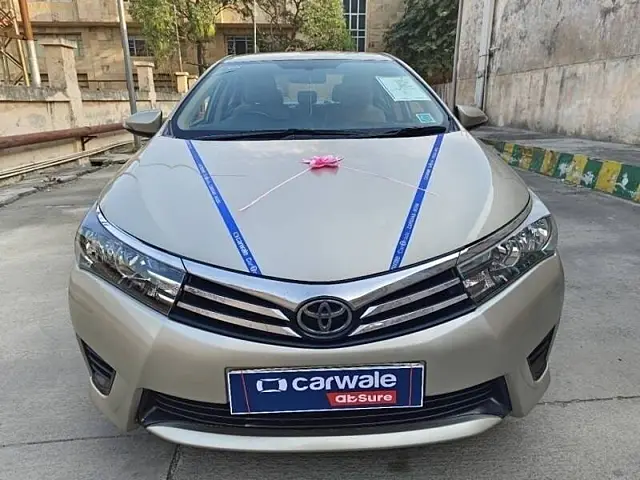 Used 2015 Toyota Corolla Altis in Noida