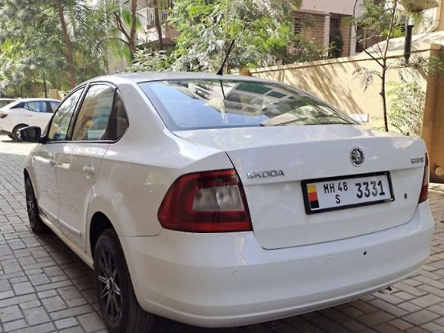Used Skoda Rapid [2014-2015] 1.5 TDI CR Ambition with Alloy Wheels in Nashik