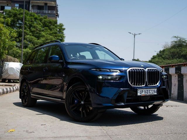 Used BMW X7 xDrive40d M Sport [2023] in Delhi