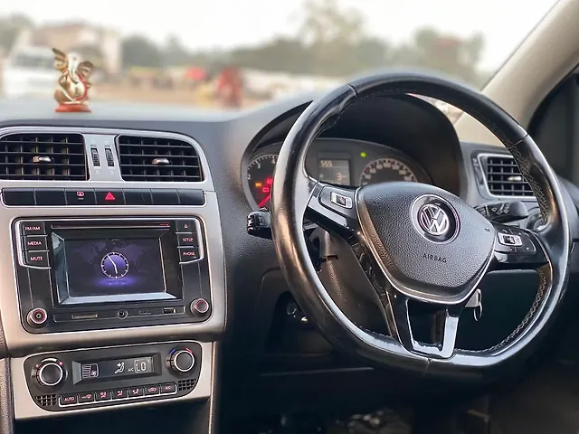 Used Volkswagen Polo [2014-2015] Highline1.2L (P) in Nashik