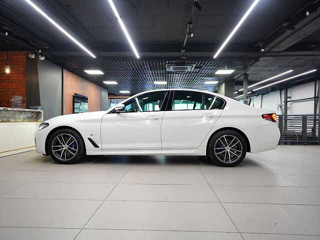 Used BMW 5 Series [2021-2024] 530i M Sport [2021-2023] in Kolkata