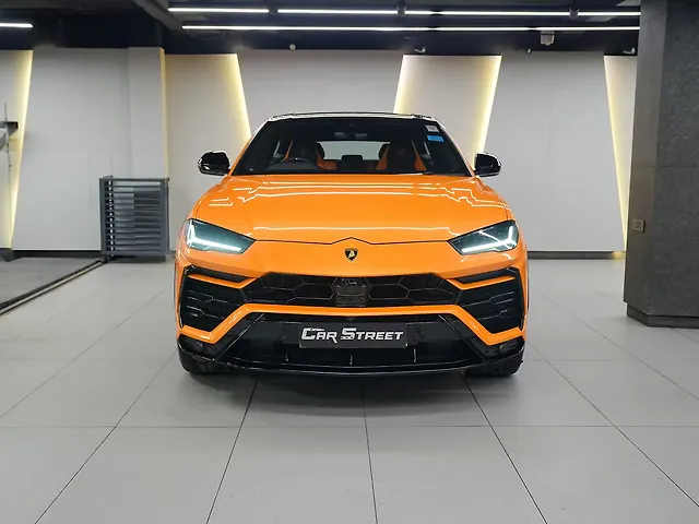 Used 2022 Lamborghini Urus in Kolkata