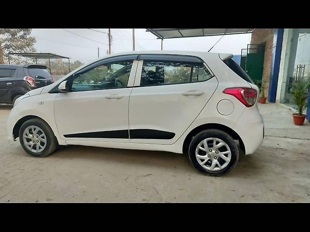 Used Hyundai Grand i10 Sportz (O) U2 1.2 CRDi [2017-2018] in Motihari