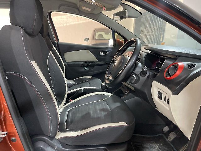 Used Renault Captur [2017-2019] RXT Diesel Dual Tone in Jaipur
