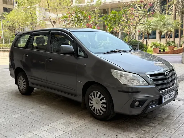 Used 2014 Toyota Innova in Thane