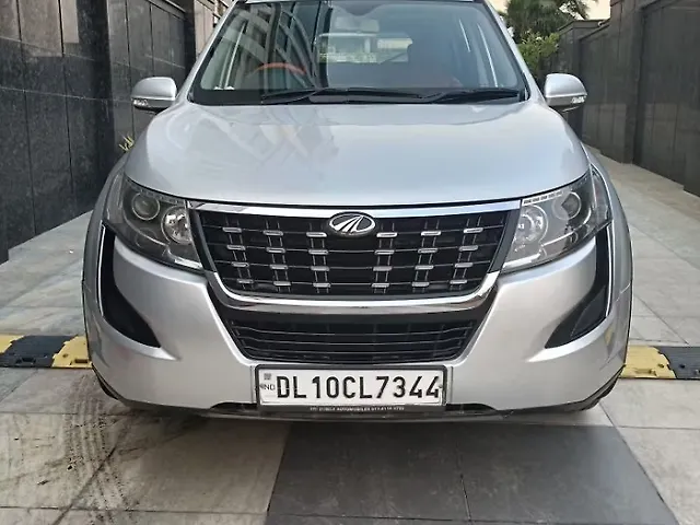 Used 2018 Mahindra XUV500 in Delhi