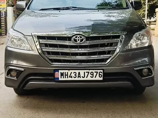 Used 2012 Toyota Innova in Nagpur