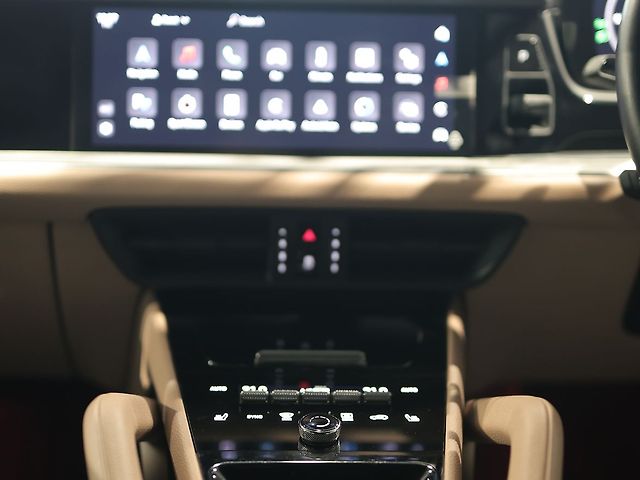 Used Porsche Cayenne Base in Mumbai