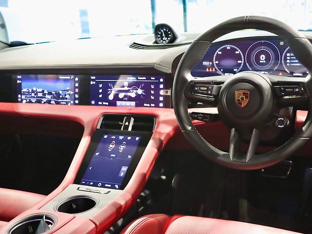 Used Porsche Taycan Cross Turismo 4S in Mumbai