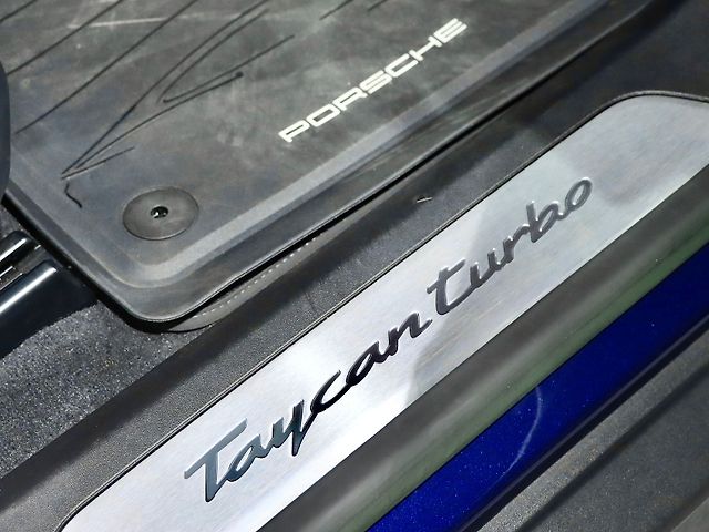 Used Porsche Taycan Cross Turismo 4S in Mumbai