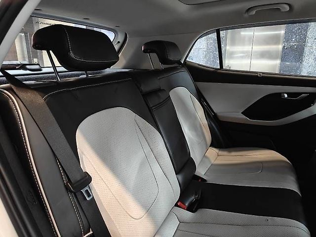 Used Hyundai Creta [2023-2024] SX 1.5 Petrol CVT in Ahmedabad