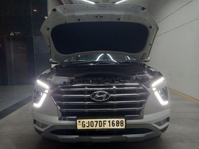 Used Hyundai Creta [2023-2024] SX 1.5 Petrol CVT in Ahmedabad