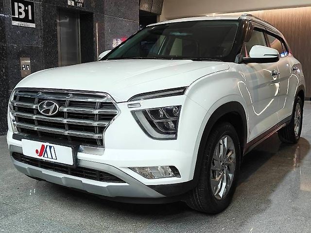 Used Hyundai Creta [2023-2024] SX 1.5 Petrol CVT in Ahmedabad