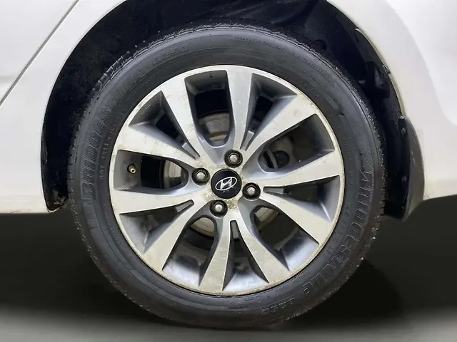 Used Hyundai Verna [2011-2015] Fluidic 1.6 VTVT SX Opt in Hyderabad