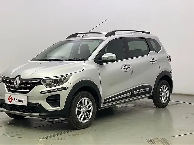Used 2022 Renault Triber in Kolkata