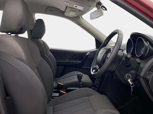 Used Mahindra XUV500 W5 [2018-2020] in Hyderabad