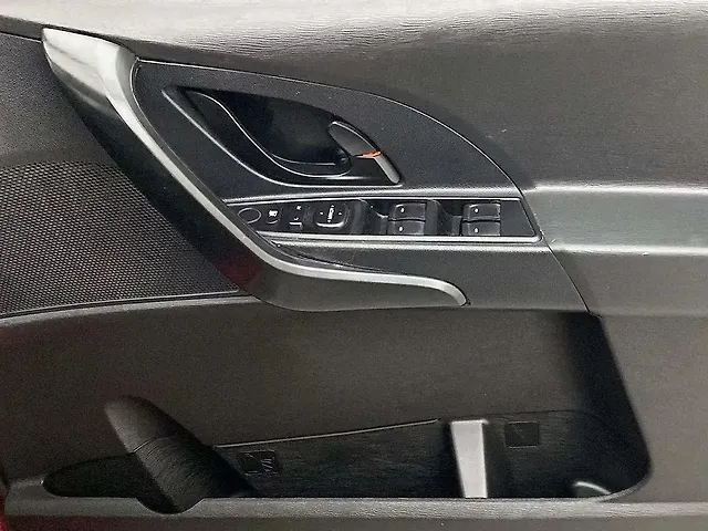 Used Mahindra XUV500 W5 [2018-2020] in Hyderabad