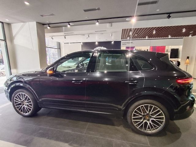 Used Porsche Cayenne Platinum Edition [2022-2023] in Mumbai