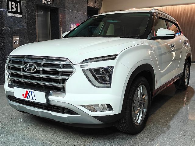 Used Hyundai Creta [2023-2024] SX 1.5 Petrol CVT in Ahmedabad