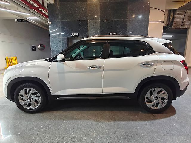 Used Hyundai Creta [2023-2024] SX 1.5 Petrol CVT in Ahmedabad