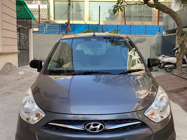 Used 2014 Hyundai i10 in Delhi