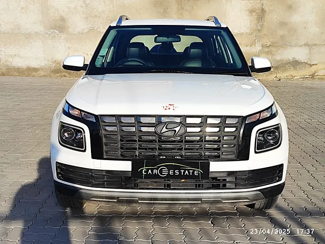 Used 2022 Hyundai Venue in Jaipur