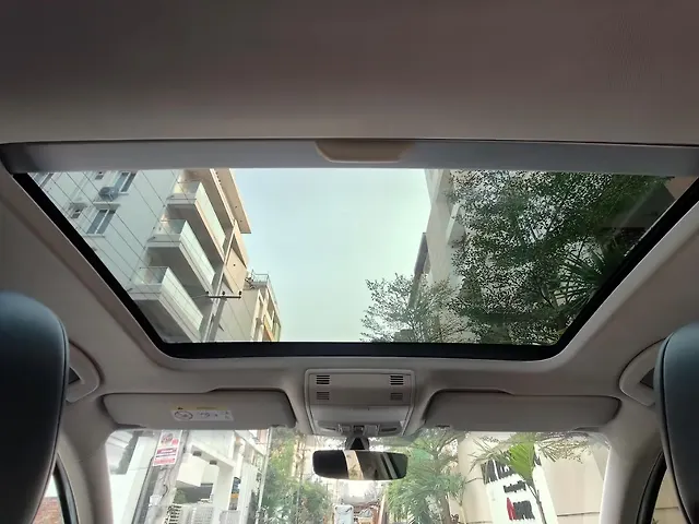 Used Volkswagen Passat Highline in Hyderabad