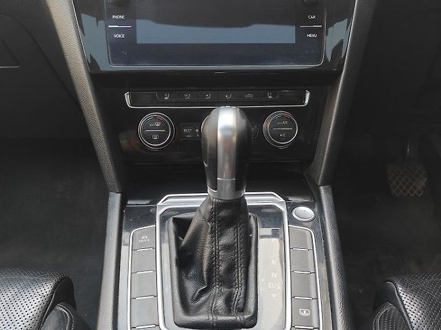Used Volkswagen Passat Highline in Hyderabad