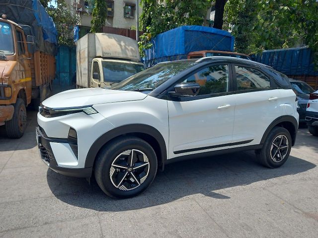 Used Tata Nexon Fearless Plus (S) 1.2 Petrol 7DCA Dual Tone [2023-2025] in Mumbai