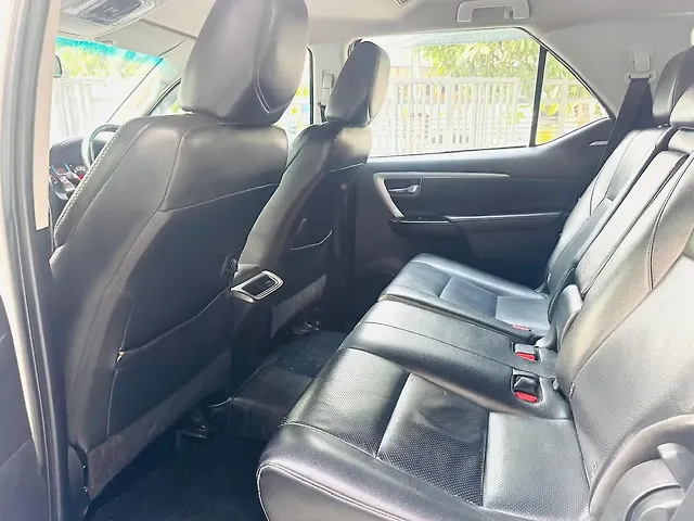 Used Toyota Fortuner [2016-2021] 2.8 4x2 AT [2016-2020] in Mohali