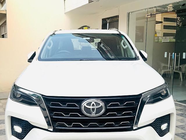 Used Toyota Fortuner [2016-2021] 2.8 4x2 AT [2016-2020] in Mohali