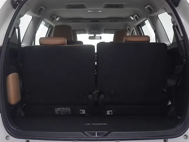 Used Toyota Innova Crysta [2016-2020] 2.4 ZX 7 STR [2016-2020] in Hyderabad
