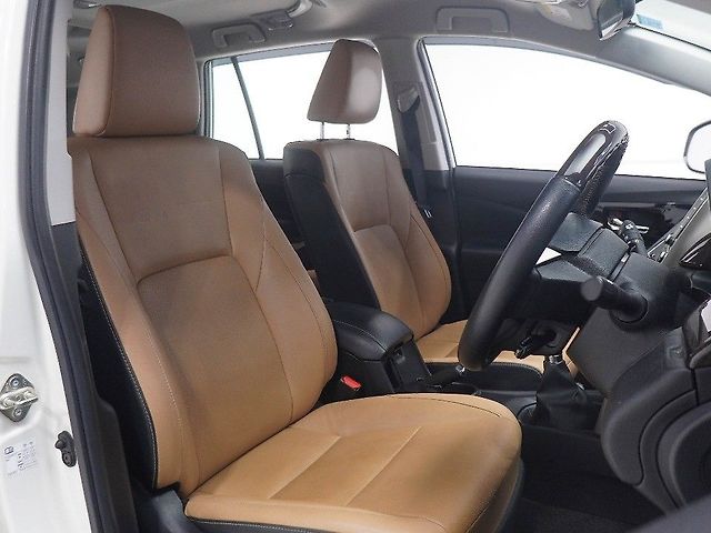 Used Toyota Innova Crysta [2016-2020] 2.4 ZX 7 STR [2016-2020] in Hyderabad