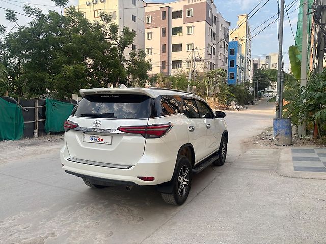 Used Toyota Fortuner 4X2 AT 2.8 Diesel in Hyderabad