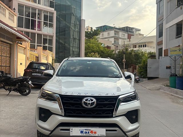 Used Toyota Fortuner 4X2 AT 2.8 Diesel in Hyderabad