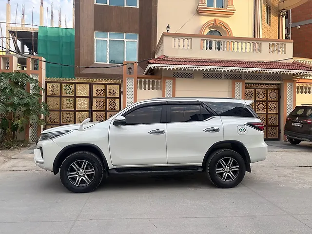 Used Toyota Fortuner 4X2 AT 2.8 Diesel in Hyderabad