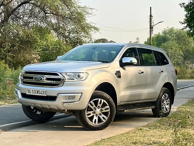 Used Ford Endeavour [2016-2019] Titanium 3.2 4x4 AT in Delhi