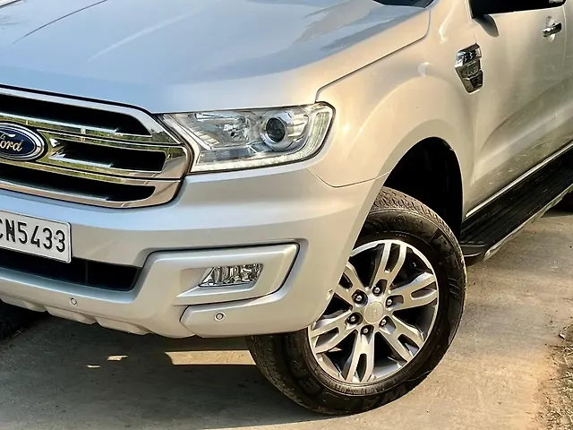 Used Ford Endeavour [2016-2019] Titanium 3.2 4x4 AT in Delhi